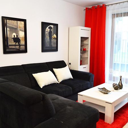 Katania Moxy Te&Am Cracow Daire Krakow Dış mekan fotoğraf