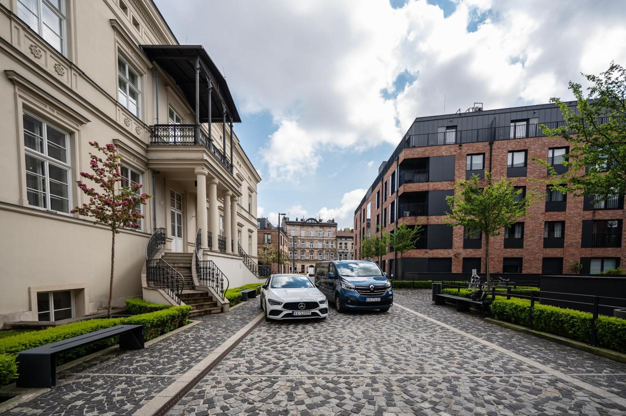 Katania Moxy Te&Am Cracow Daire Krakow Dış mekan fotoğraf